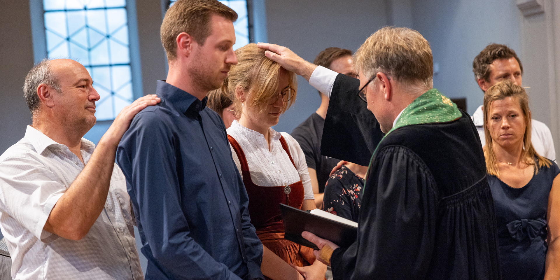 In München feierte dann Regionalbischof Thomas Prieto Peral in der St. Markuskirche den Vocatio-Gottesdienst